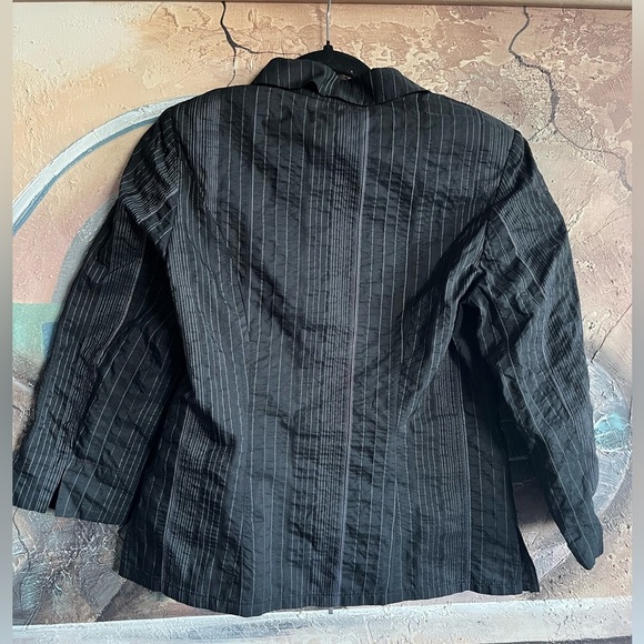 BASLER Zip-up Top - Picture 9 of 12